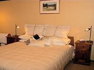 Mokoia Downs B&B Rotorua 5*,